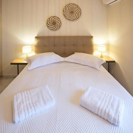 Sunny Apartment Lefkada - Lefkada Bnb Kalligoni Exterior photo